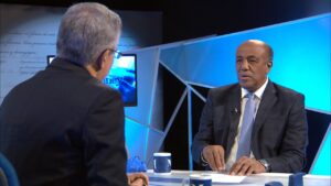 Antonio Almonte Ministro Energía y Minas al Gobierno no le interesa construir plantas eléctricas
