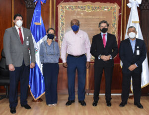 Ejecutivos de Palamara-La Vega visitan Ministerio de Energía