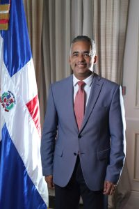 Presidente Luis Abinader designa a Joel Santos Echavarría como ministro de Energía y Minas