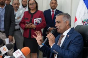 Santos Echavarría explica que generación de electricidad en julio y agosto del 2024 registra niveles récords