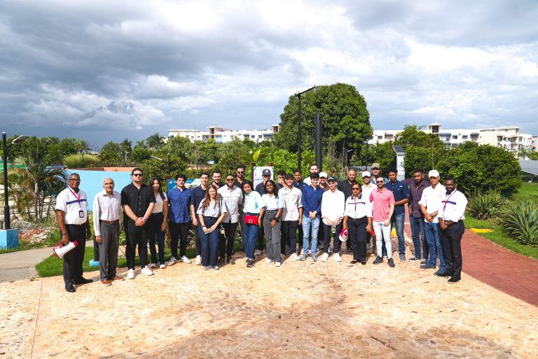 Estudiantes de ingeniería civil de Unibe visitaron el Parque Temático de Energía Renovable