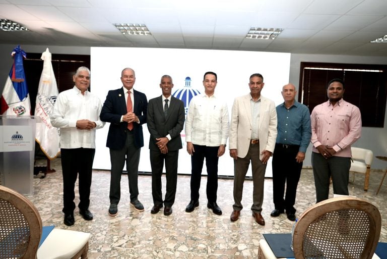 Energía y Minas imparte charla sobre energía térmica y seguridad energética