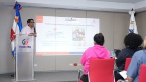 Energía y Minas imparte charla sobre ahorro y uso responsable de la energía a colaboradores de Inabima