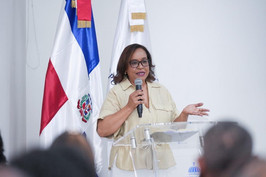 Rosanna Figueroa, directora de LA Dirección de Comunicaciones del MEM