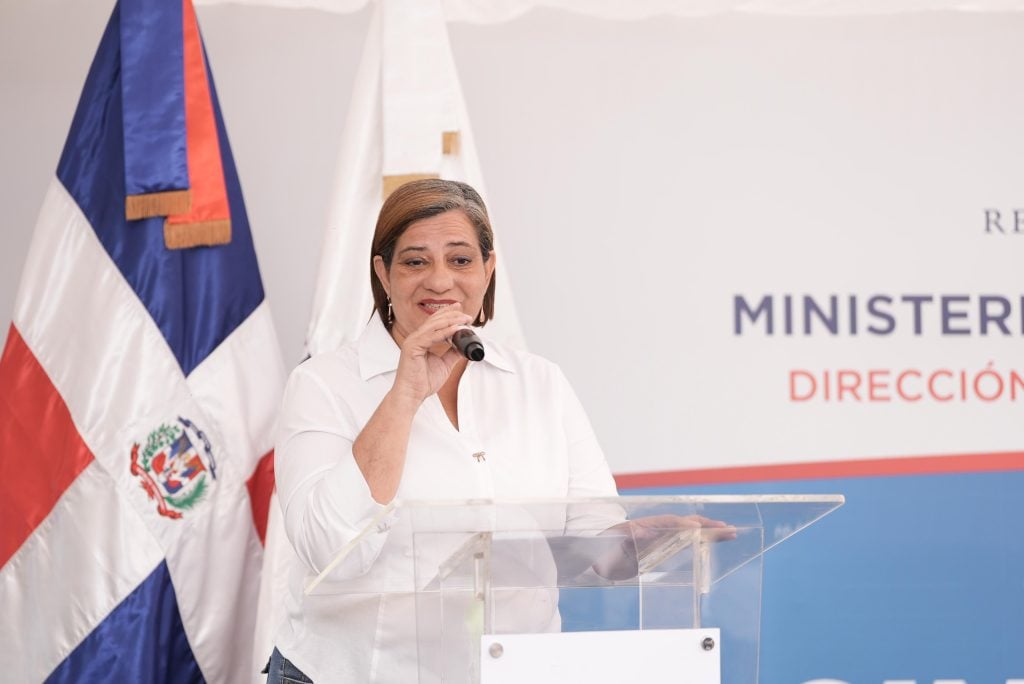 La gobernadora de Hato Mayor
