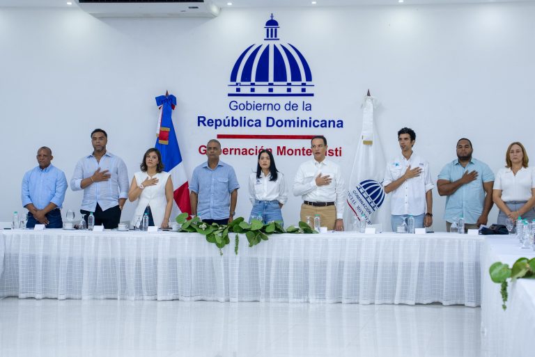 Energía y Minas continúa los avances de los trabajos de El Gobierno en las provincias en Montecristi