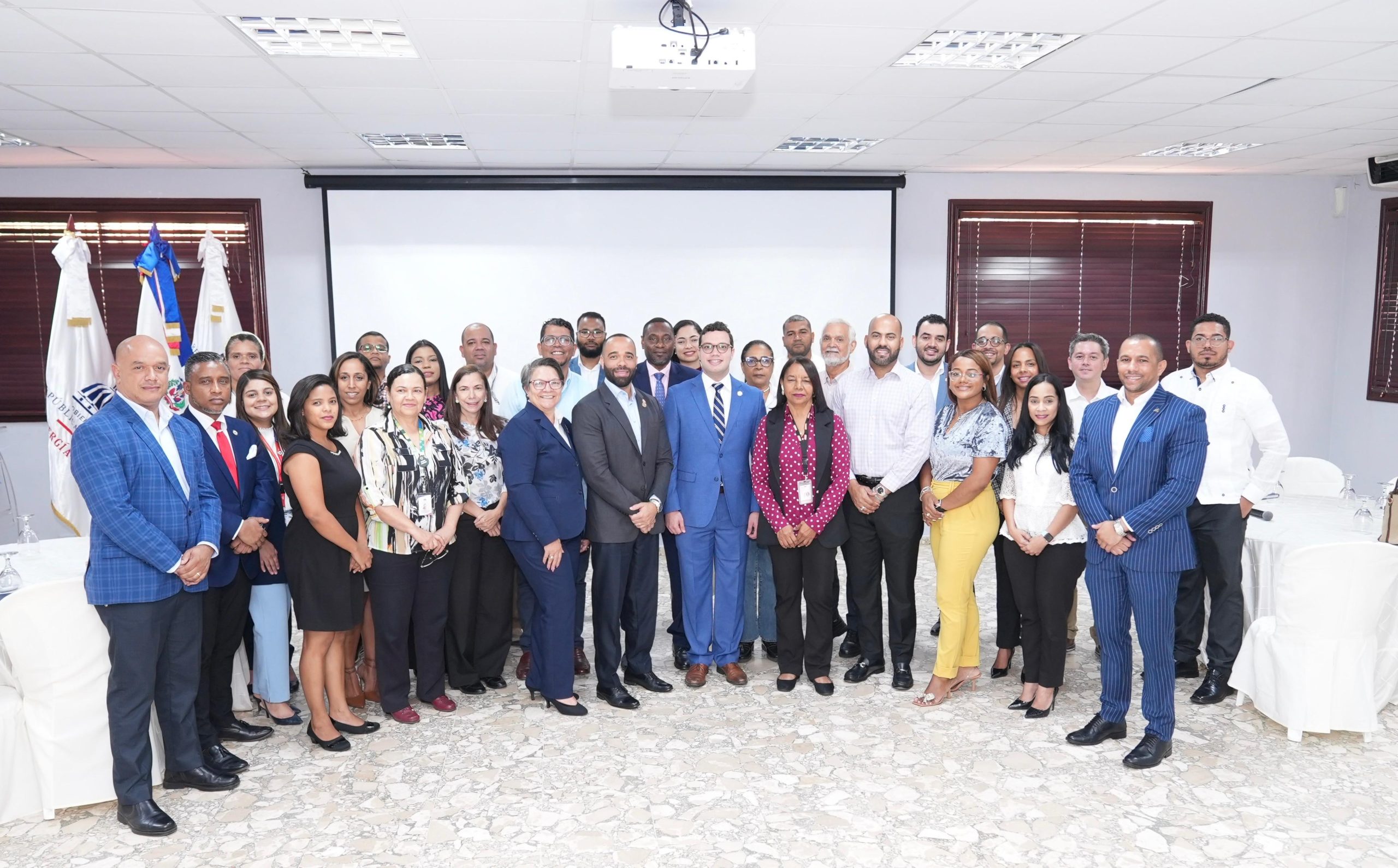 Los miembros del CIGA de las 10 instituciones involucradas con el proyecto, conocieron los conceptos clave de la iniciativa