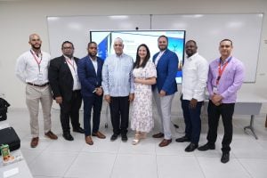 Ministerio de Energía y Minas imparte charla sobre seguridad energética y sostenibilidad ambiental a estudiantes de la Pucmm