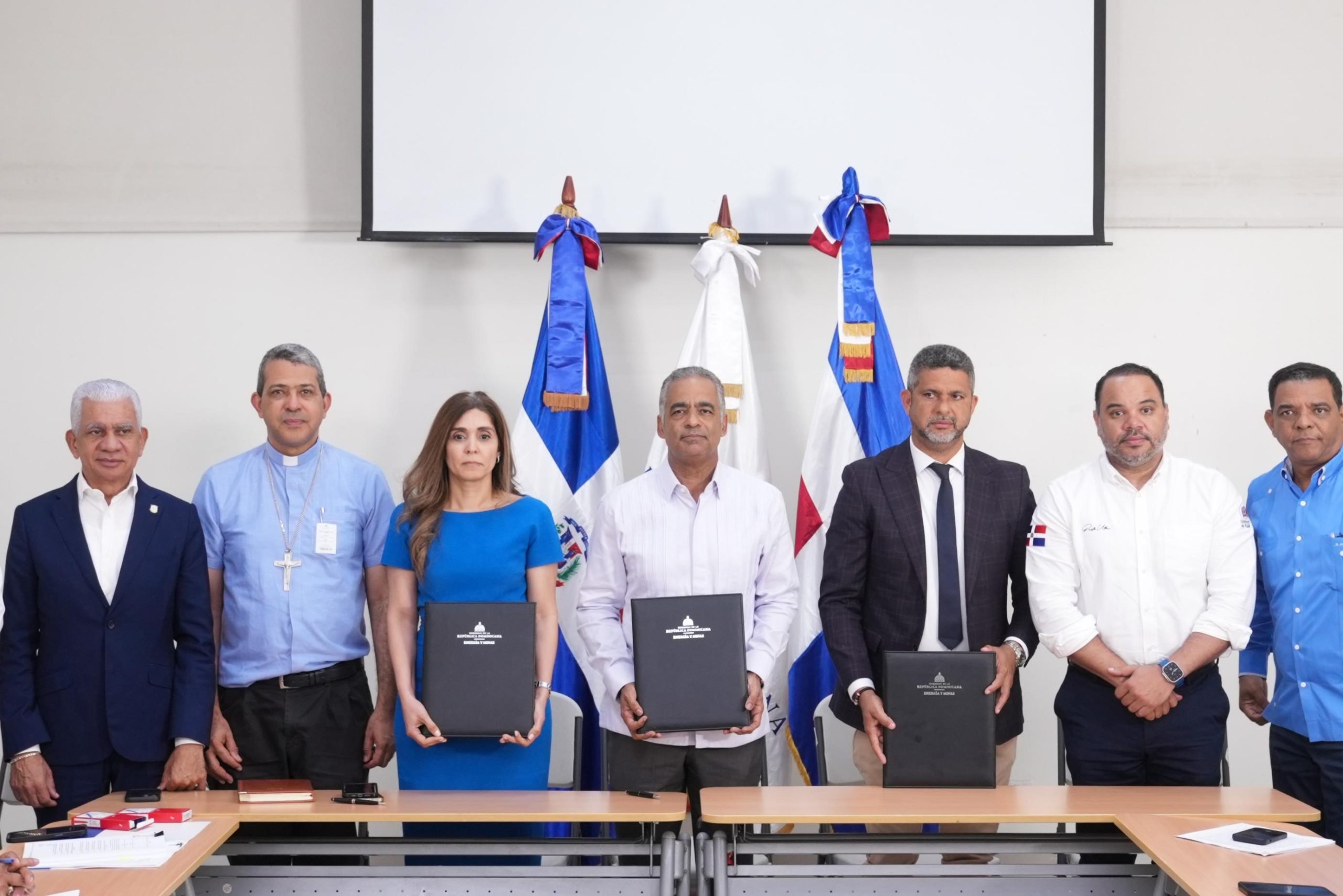 Joel Santos y acuerdo con la Barrick