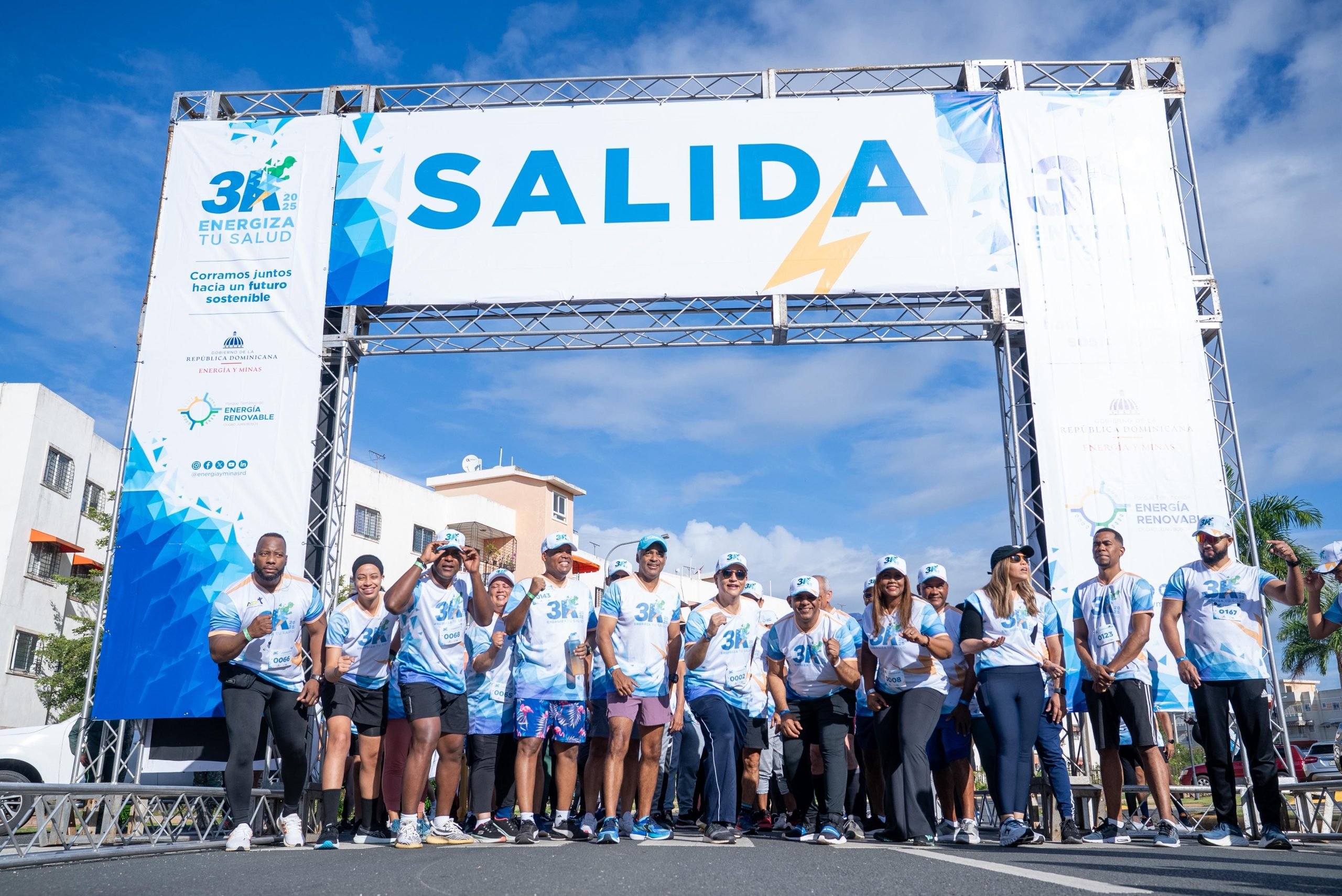 Alrededor de 160 colaboradores se dieron cita en la carrera de 3K en el Parque Temático Energía Renovable Ciudad Juan Bosch