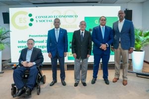 Ministro Joel Santos resalta logros alcanzados por el Pacto Eléctrico