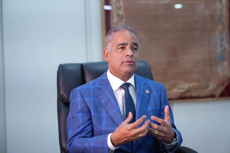 Minería lidera crecimiento económico de julio con alza de 21 %, resalta ministro Joel Santos