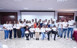 Energía y Minas ofrece primera experiencia laboral en distintas áreas a 28 jóvenes, a través de pasantía de verano