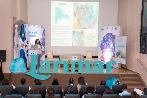 Estudiantes conocen sobre la importancia sobre la minería artesanal dominicana en la FILSD