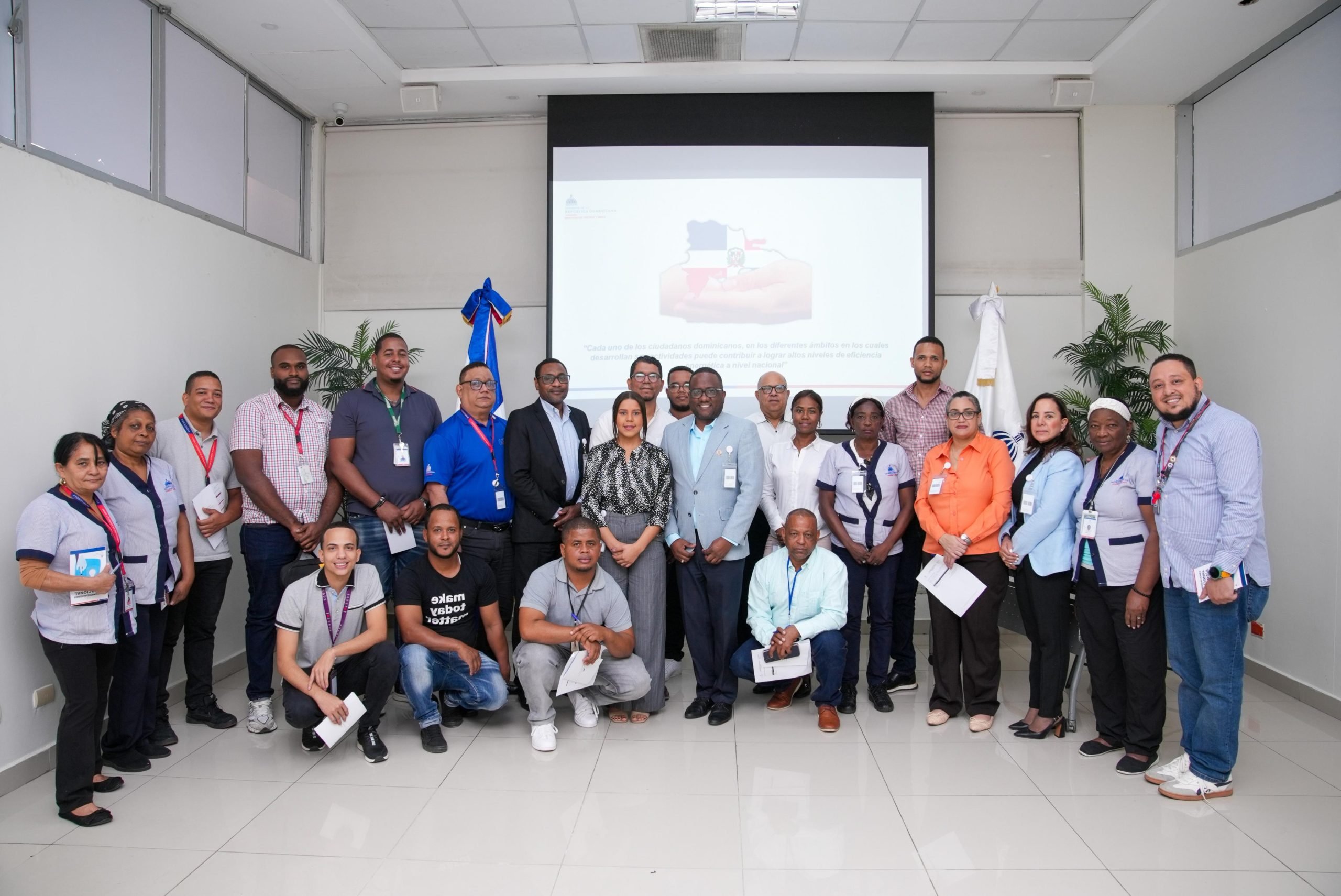 Ministerio de Energía y Minas desarrolla jornadas formativas en ahorro de energía