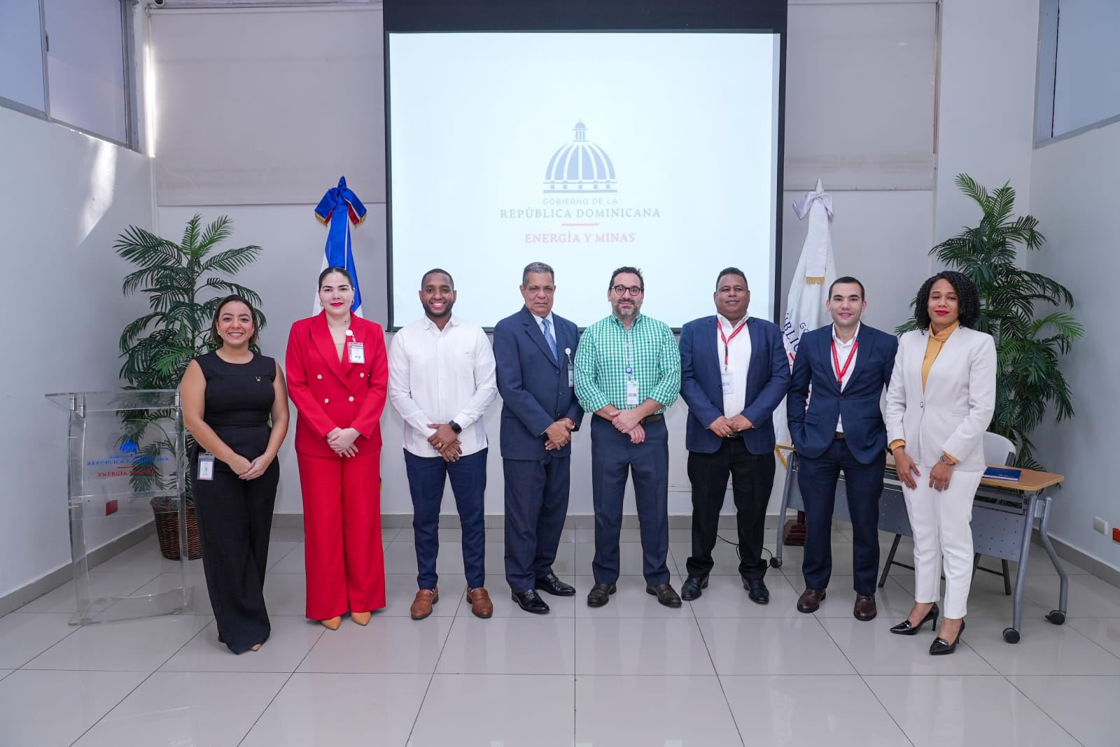 Ministerio de Energía y Minas fortalece el conocimiento interno con una nueva jornada de capacitación