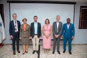 Gobierno dominicano y Francia impulsan seminario para promover un sistema eléctrico más sostenible y resiliente