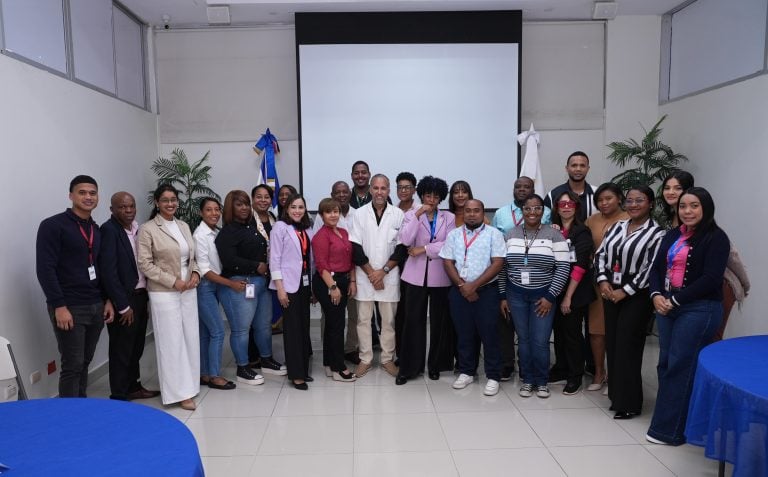 Ministerio de Energía y Minas fortalece eficiencia laboral con taller formativo sobre las 5S