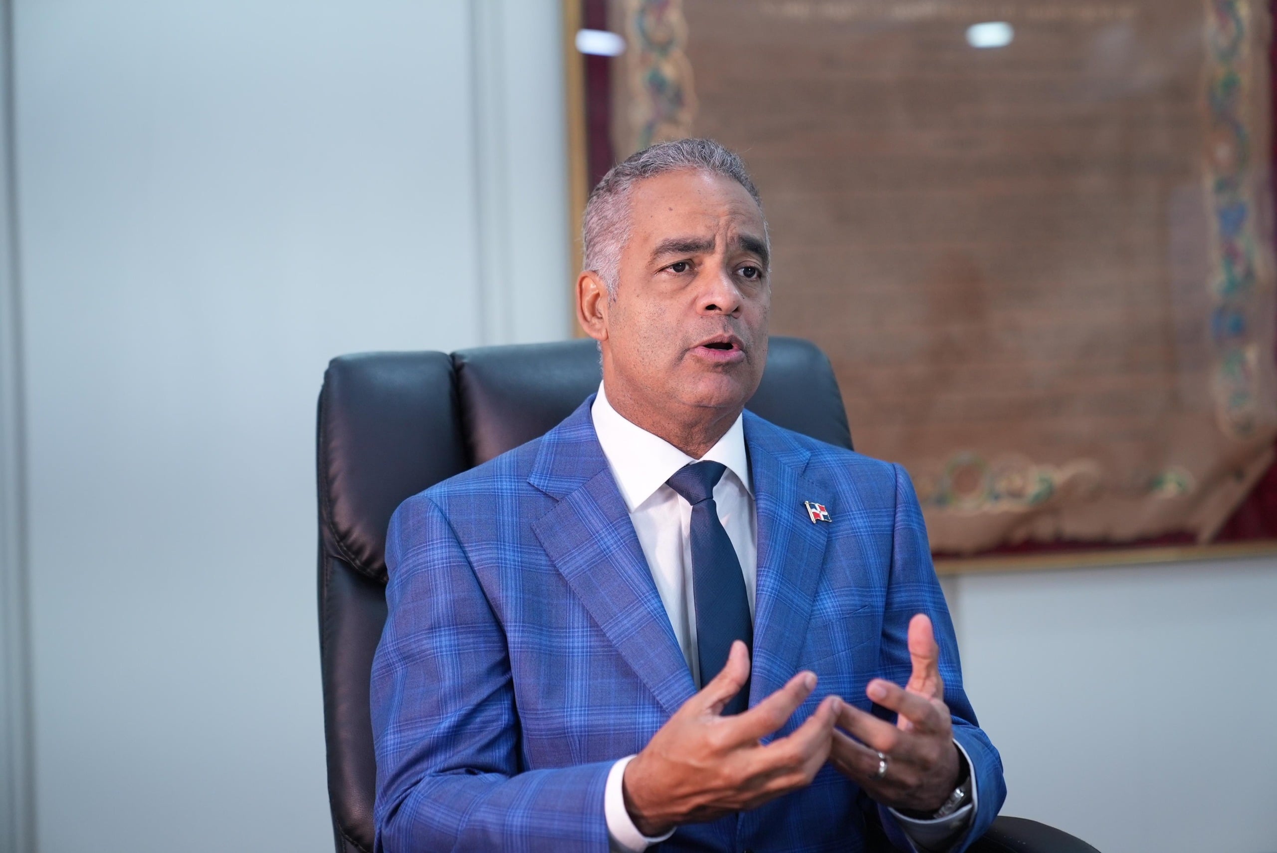 Joel Santos afirma que la búsqueda de balance entre medioambiente e impacto económico debe definir el futuro de la minería en el país