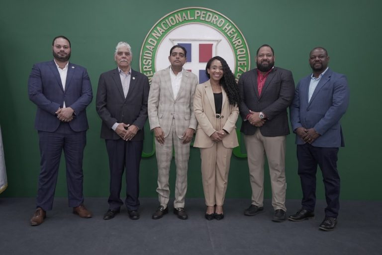 Viceministro Osiris Decena destaca que la resiliencia climática es clave para garantizar la seguridad energética del país