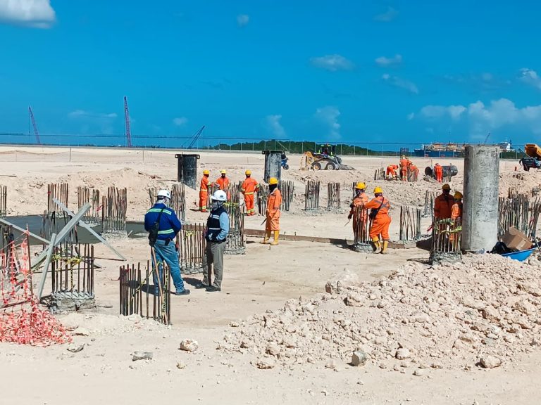 Ministerio de Energía y Minas supervisa los trabajos de construcción y operación de infraestructuras energéticas clave
