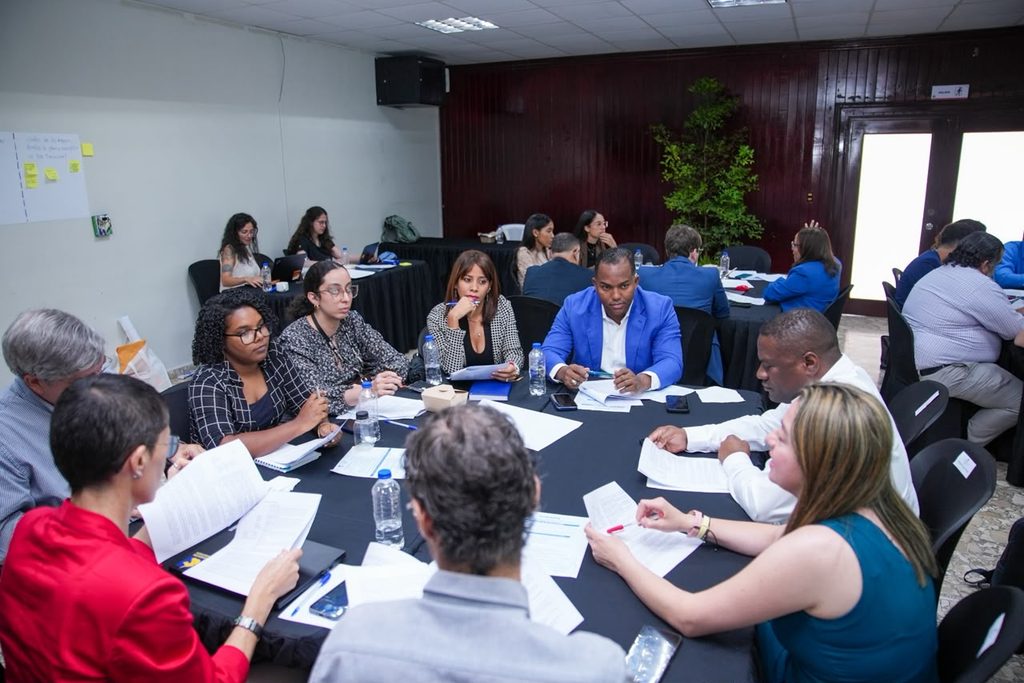Jornadas de pobreza energética en República Dominicana