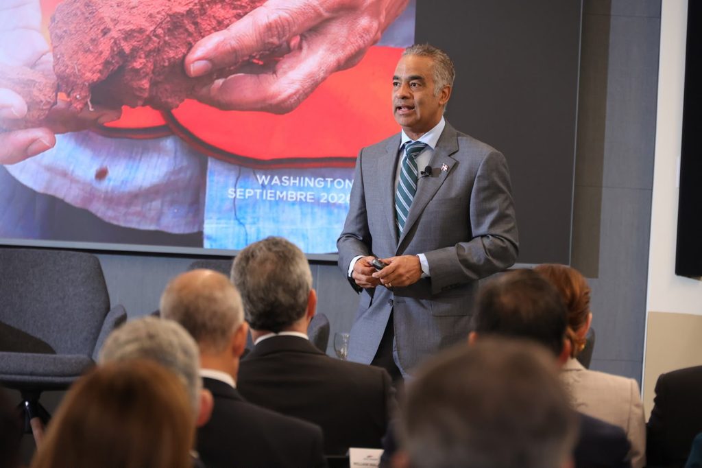 Joel Santos, ministro de Energía y Minas de la República Dominicana