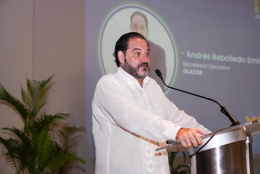 Andrés Rebolledo