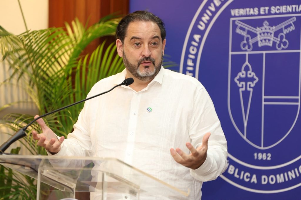 El secretario ejecutivo de Olacde, Andrés Rebolledo