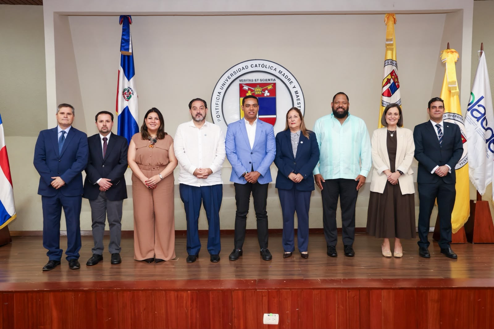 Encuentro “Conectando mentes, energizando el futuro”